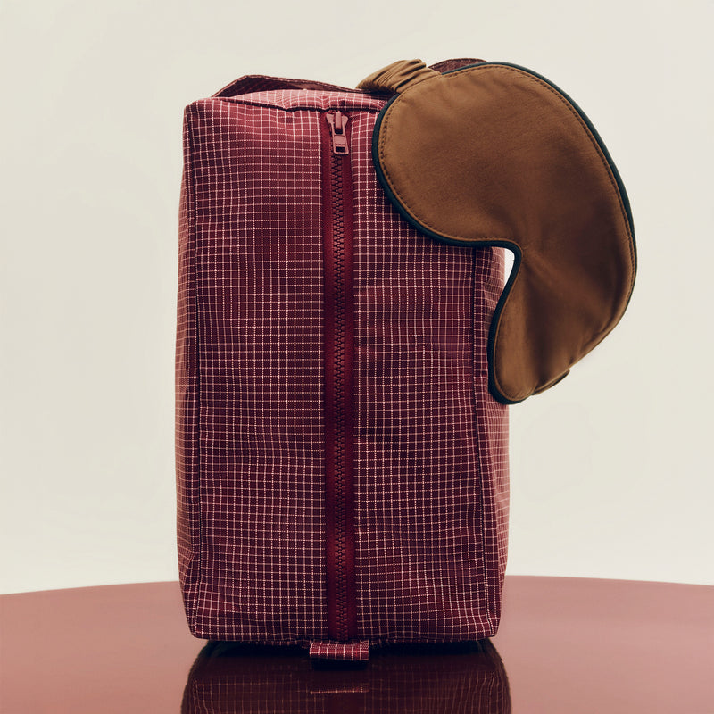 HAY - Grid Wash Bag | burgundy
