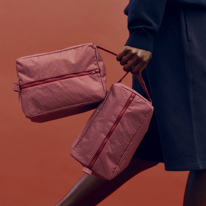 HAY - Grid Wash Bag