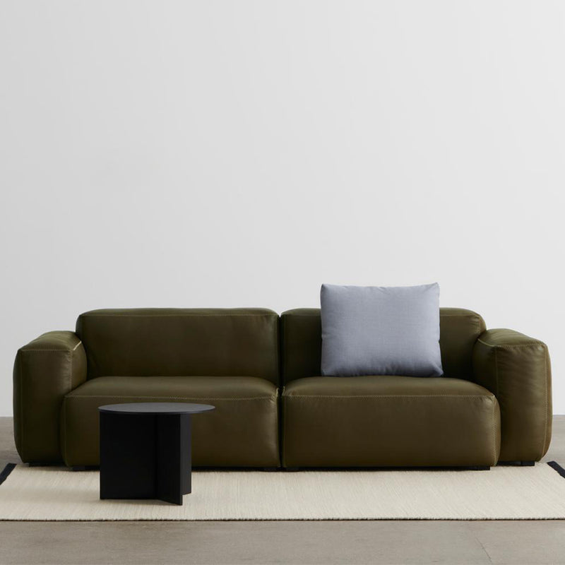 HAY - Mags Soft Sofa 2,5-Sitzer mit niedriger Armlehne | Sense forest