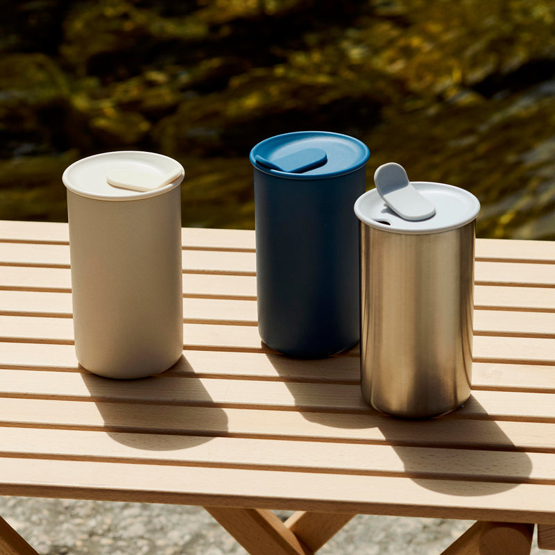 HAY - Outdoor Market Thermobecher