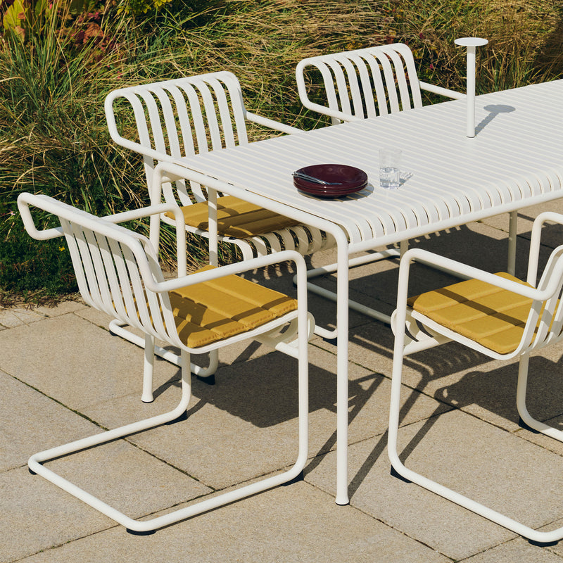 HAY - Palissade Tisch + 4x Dining Armchair