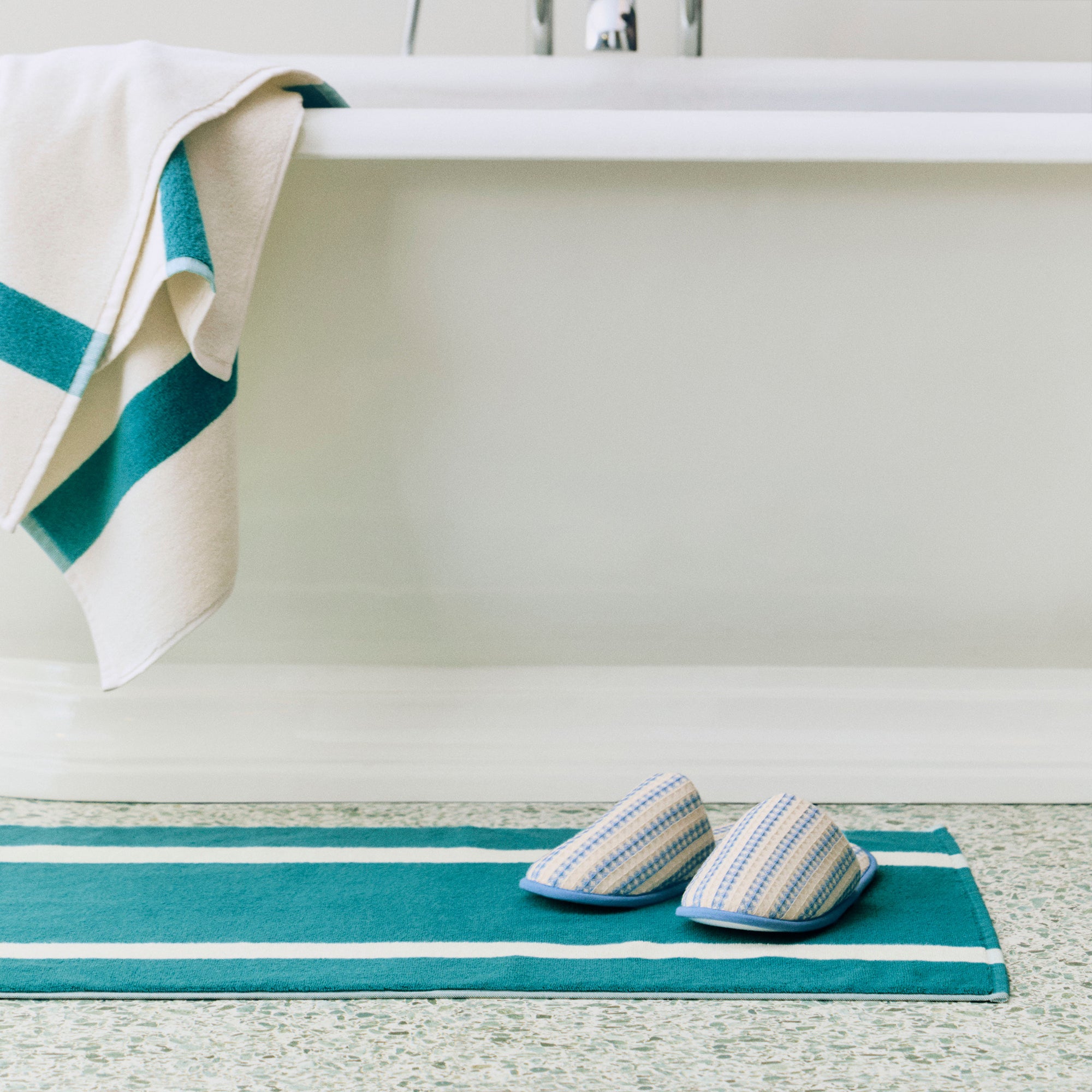 HAY - Stripe Badematte | petrol blue