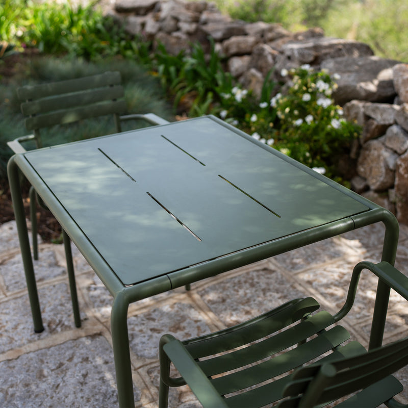 HOUE - AVANTI Outdoor Esstisch | 98 x 83 cm / olivgrün