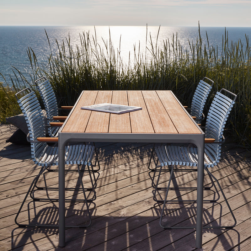 HOUE - CLICK Outdoor Dining Armlehnstuhl mit hoher Lehne