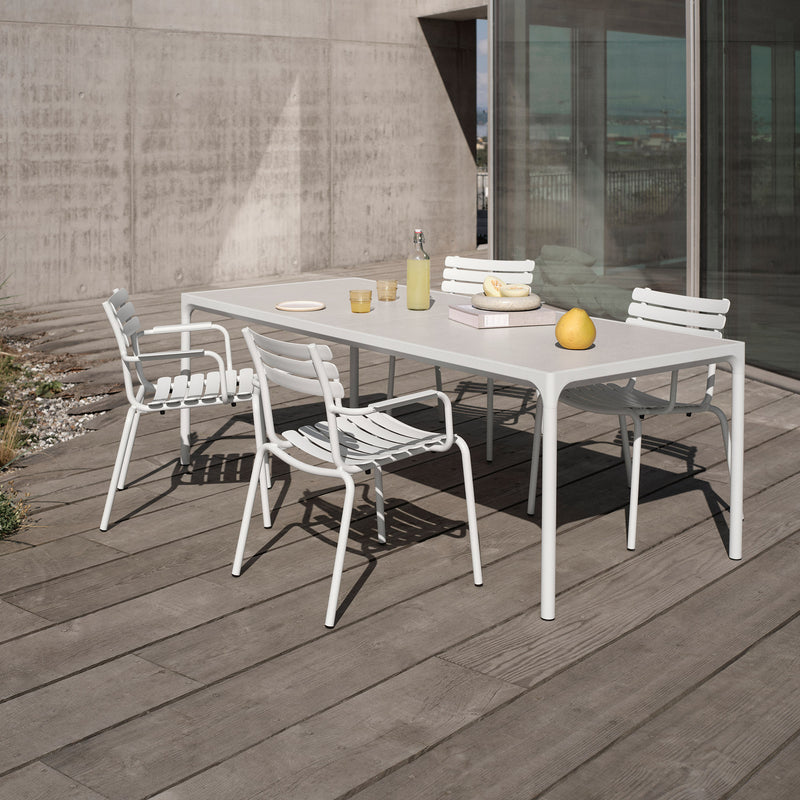 HOUE - FOUR Outdoor Tisch