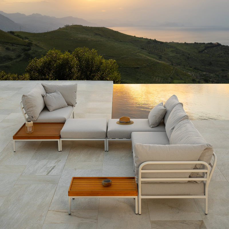HOUE - Level 2 Sofa