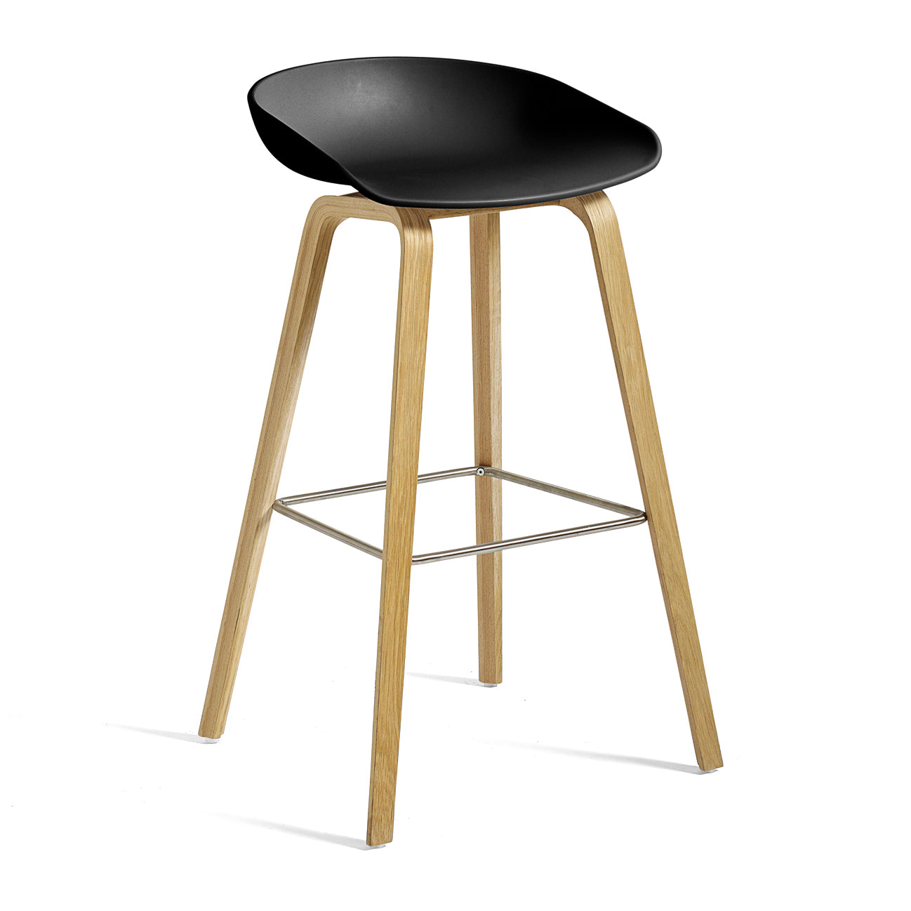 HAY - About A Stool AAS 32 (Kunststoffgleiter) | H 65 cm / black 2.0 / Eiche lackiert / Edelstahl