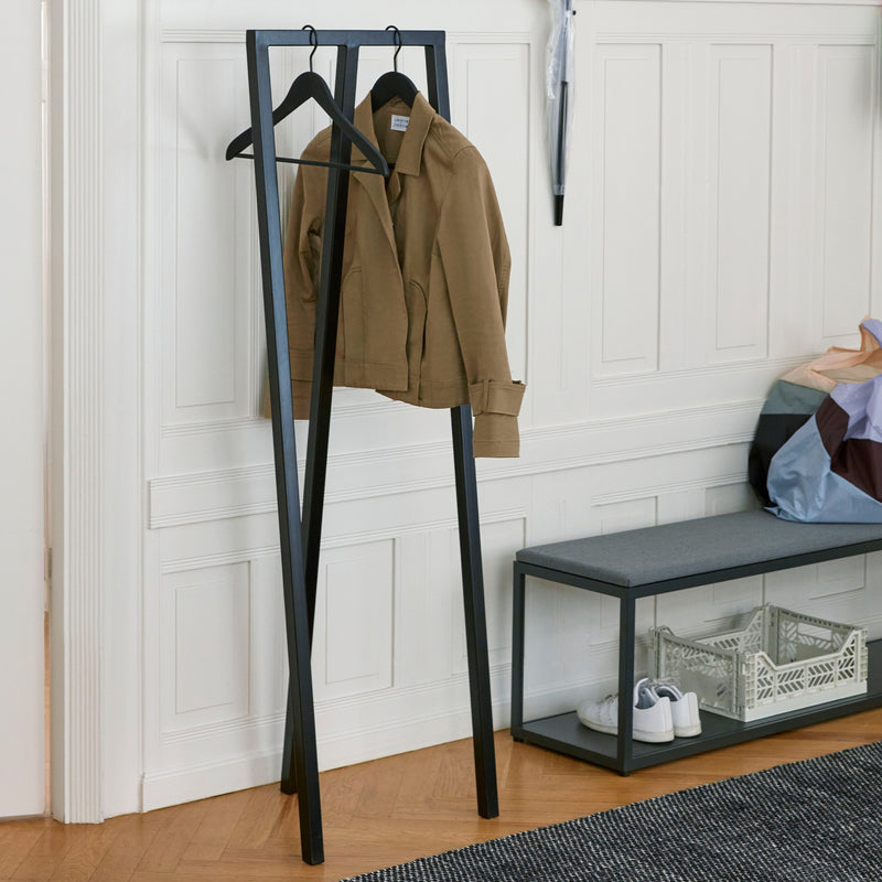 HAY - Loop Stand Garderobe | klein / schwarz