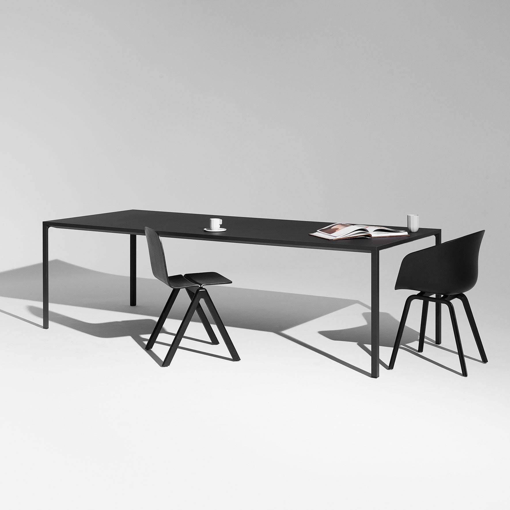 HAY - New Order Table