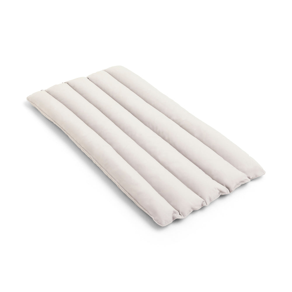 HAY - Palissade Soft Quilted Cushion für Lounge Chair | cremeweiß / Low