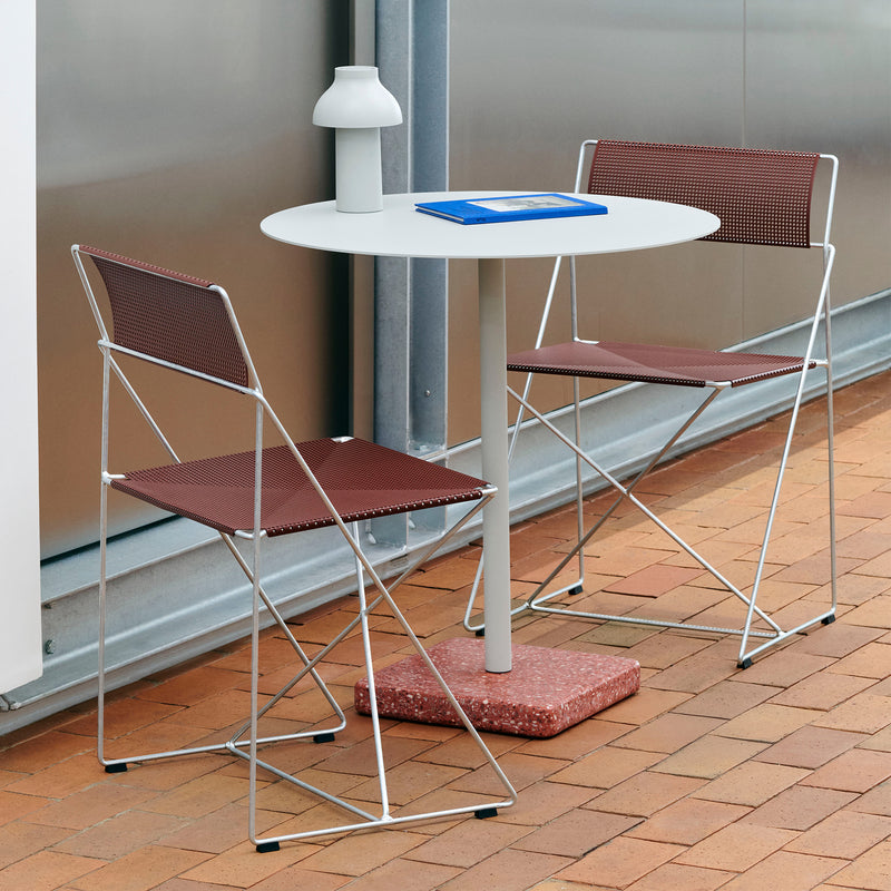 HAY - X-Line Stuhl Outdoor | iron red / hot galvanized