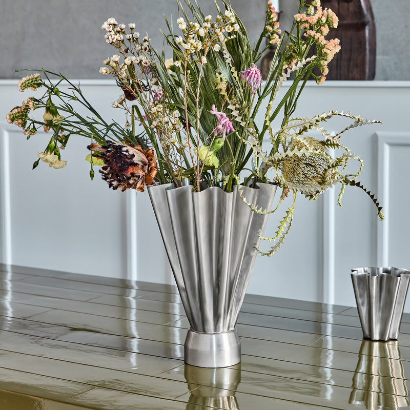 House Doctor - Flood Vase | Ø 23 x H 33 cm / gebürstetes silber-finish