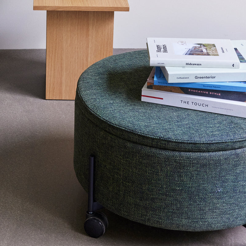 Hübsch Interior - Contain Pouf mit Rollen