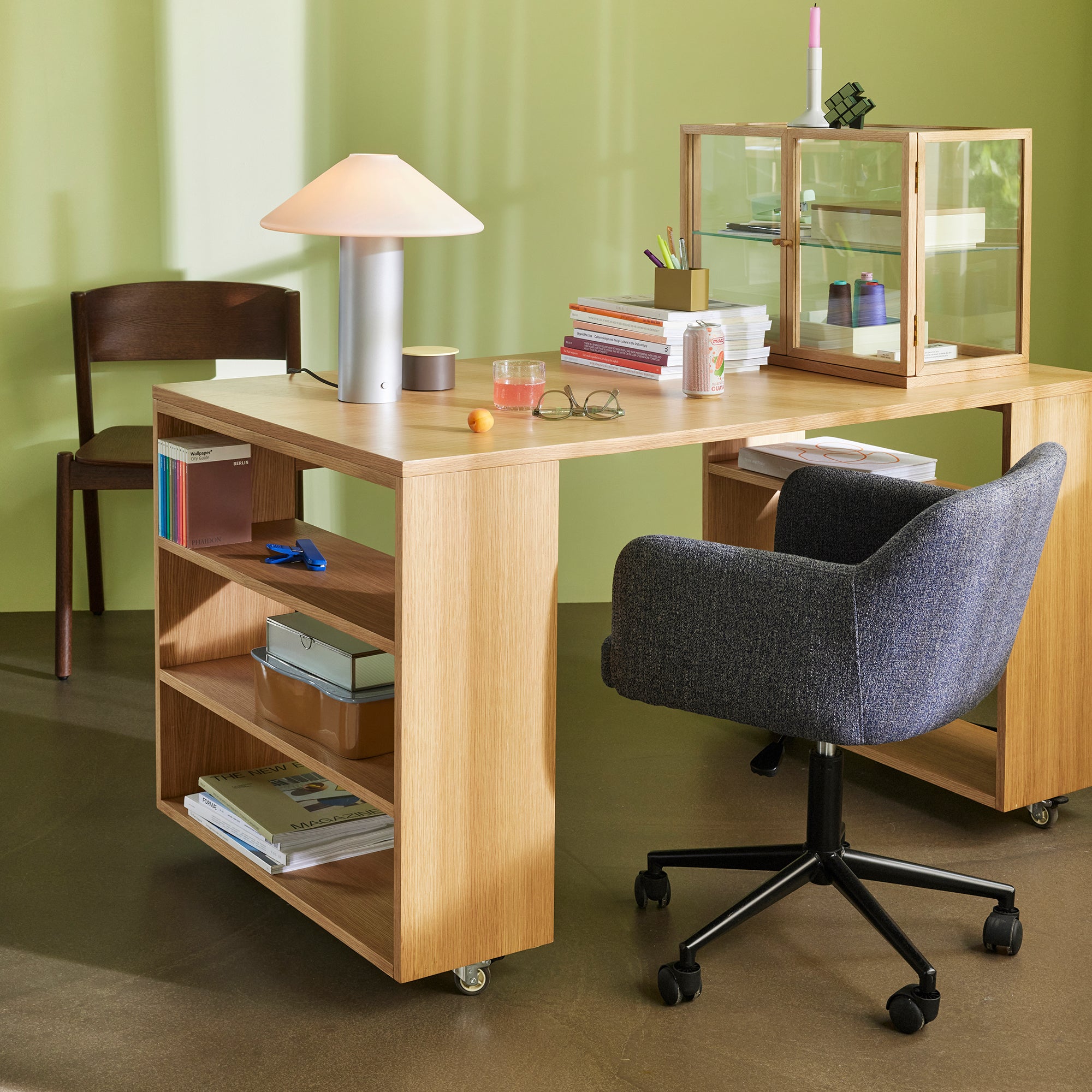 Hübsch Interior - Utility Schreibtisch mit Rollen | 
