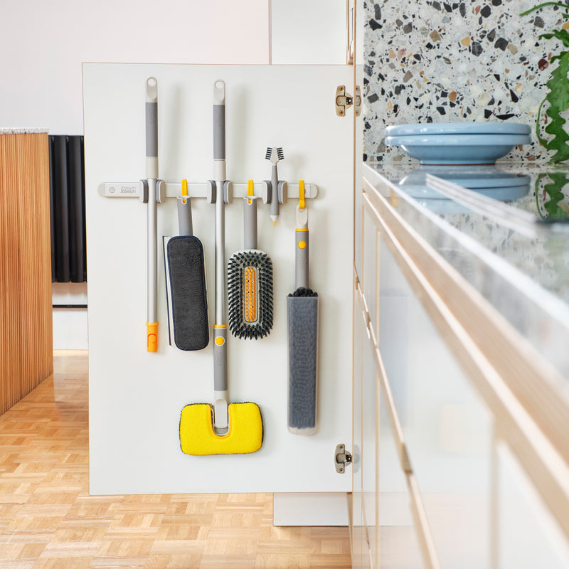 Joseph Joseph - CleanTech Wandhalterung für Putzgeräte