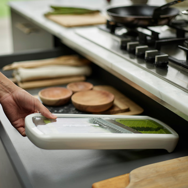 Joseph Joseph - Multi-Grip Mandoline Plus