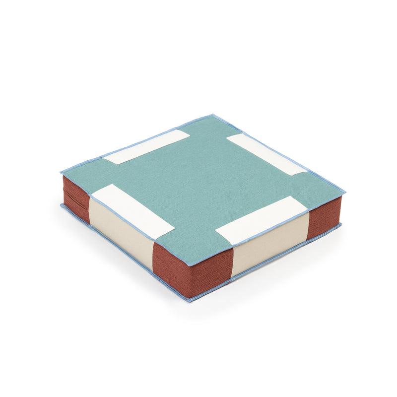Juslin Maunula - Floor Pouf