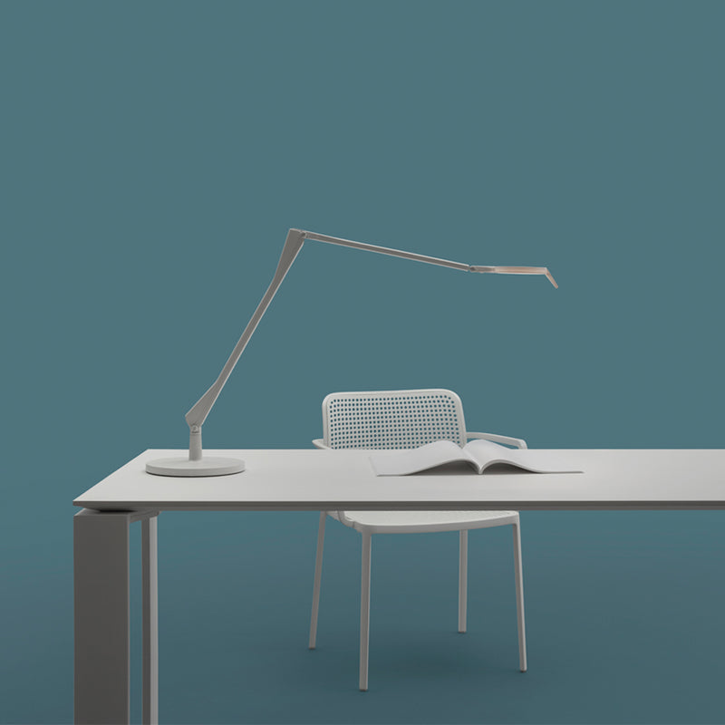 Kartell - Aledin Schreibtischleuchte Tec | mit Dimmer / weiß