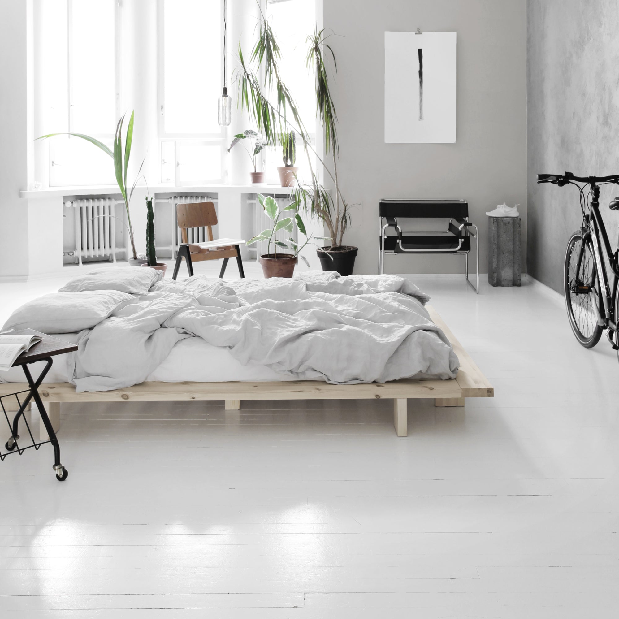 Karup Design - Futonbett Japan | 140 x 200 cm / 106 Carob brown lacquered, 180 x 200 cm / 106 Carob brown lacquered, 140 x 200 cm / 100 Raw, 160 x 200 cm / 100 Raw, 180 x 200 cm / 100 Raw