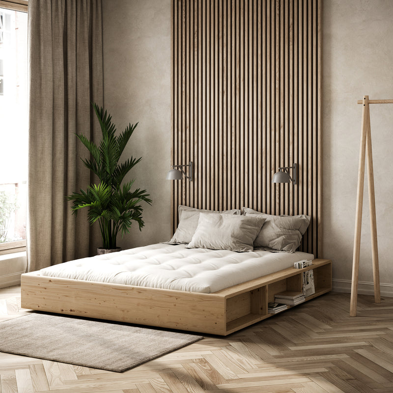 Karup Design - Ziggy Bettgestell mit Lattenrost und Aufbewahrung | 180 x 200 cm / 101 clear lacquered