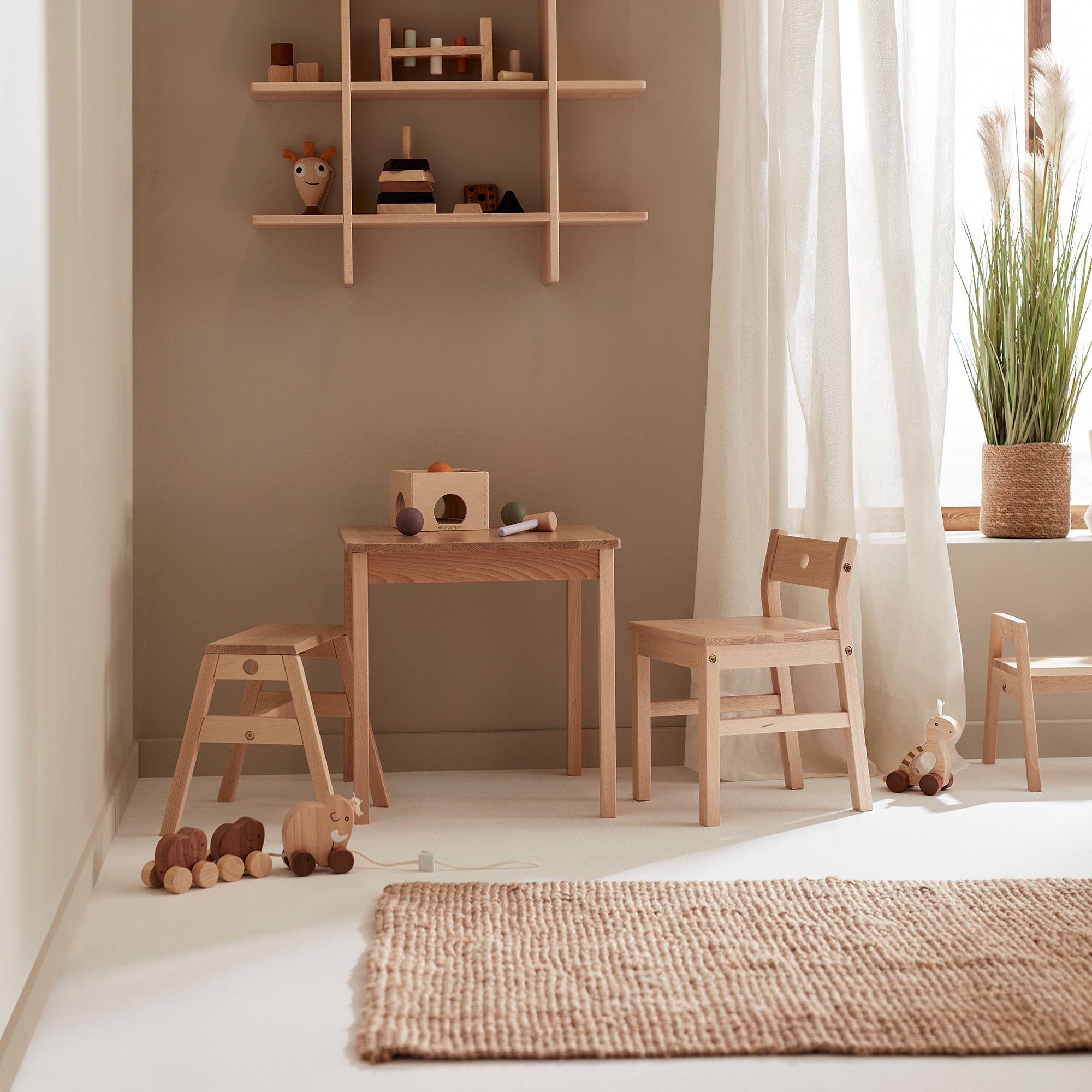 Kids Concept - Saga Kindertisch