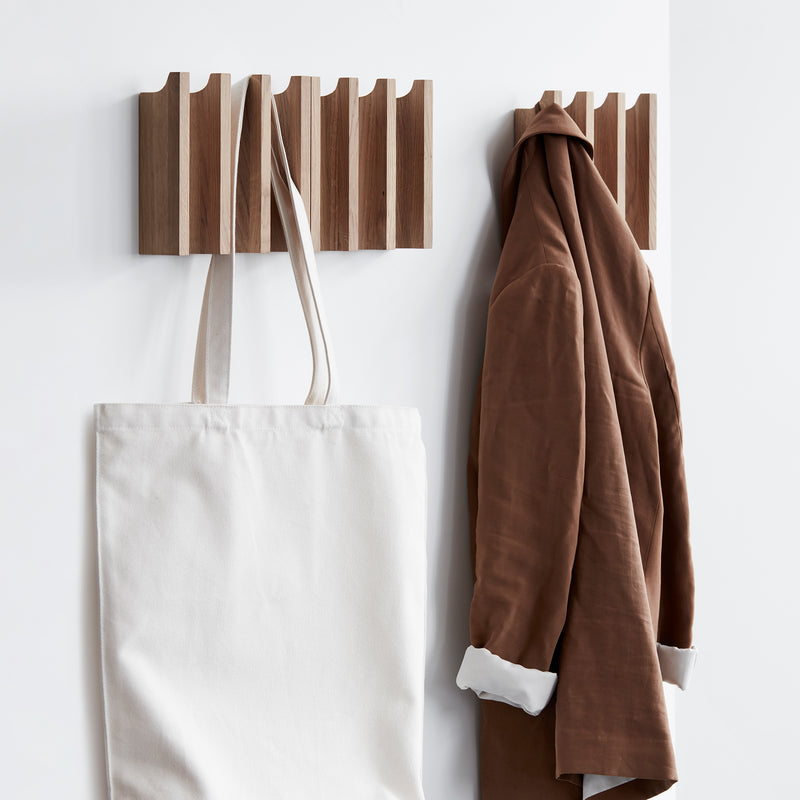 Kristina Dam Studio - Column Garderobenhaken | Eiche