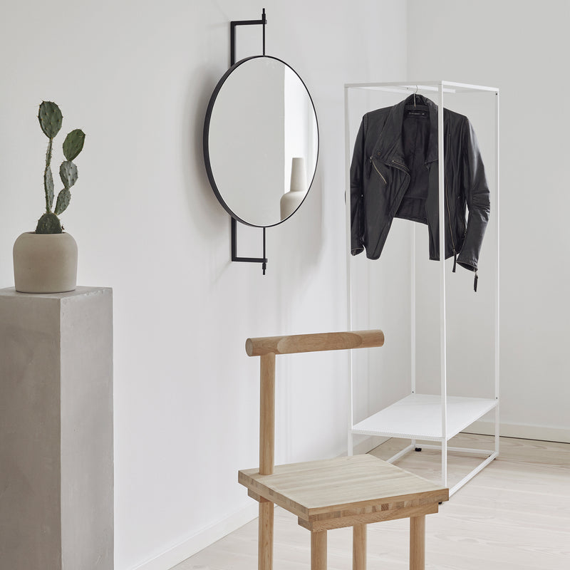 Kristina Dam Studio - Grid Garderobe