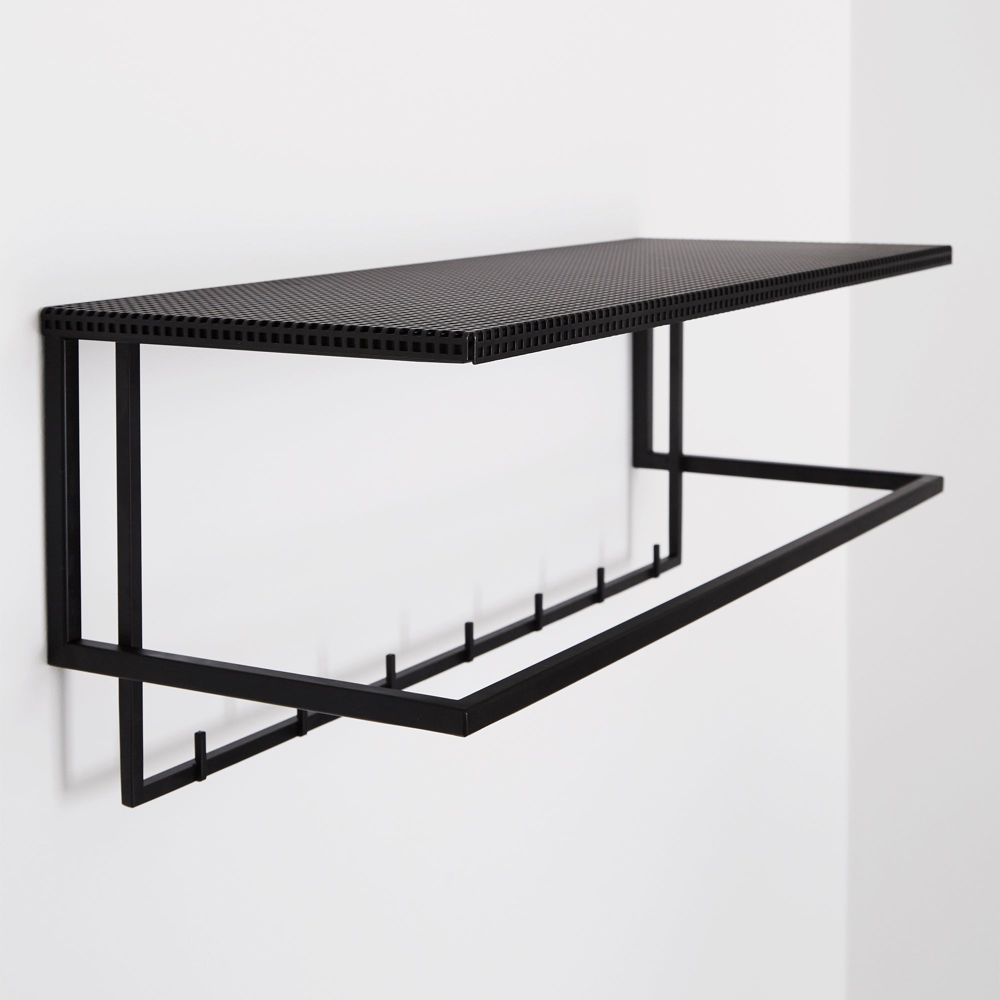 Kristina Dam Studio - Grid Wandgarderobe | schwarz