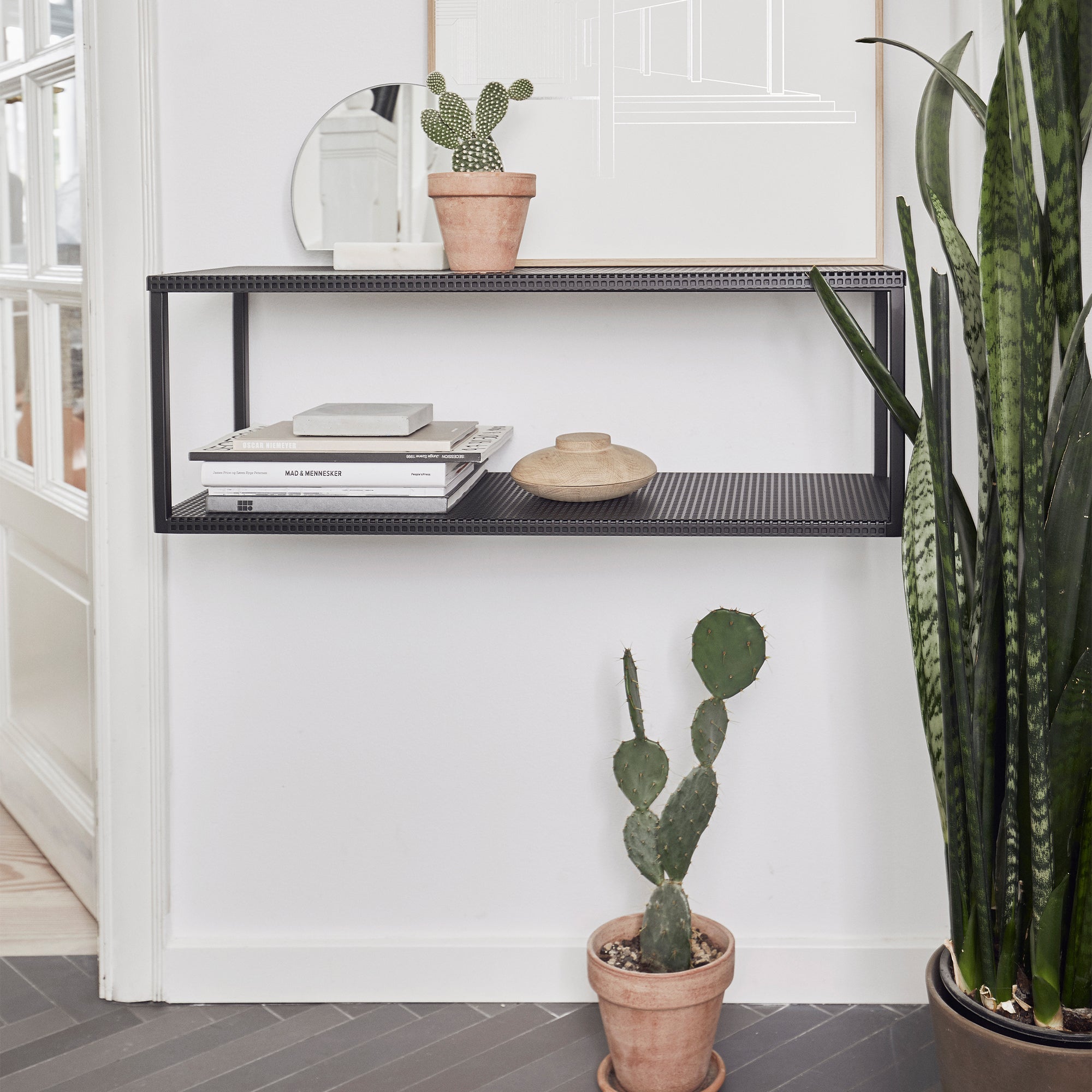 Kristina Dam Studio - Grid Wandregal | 