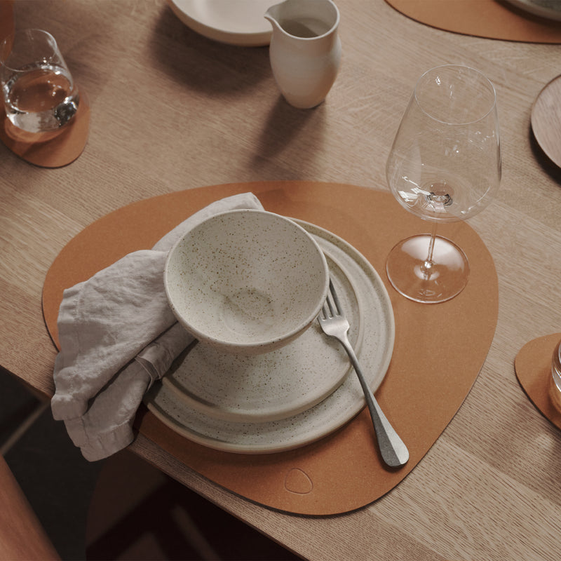 Lind DNA - Tischset Curve L