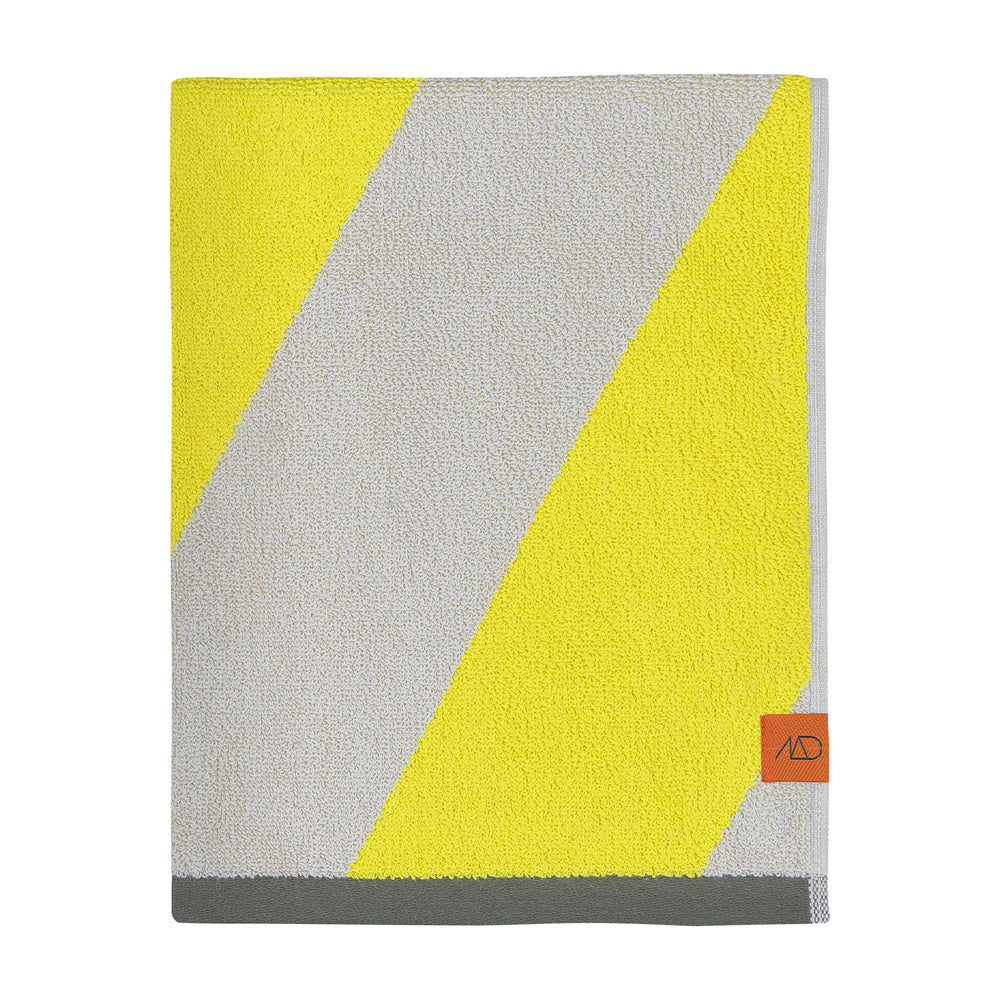 Mette Ditmer - Diagonal Badetuch | gelb