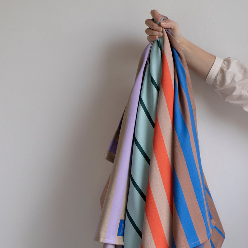 Mette Ditmer - Stripes Küchenhandtuch