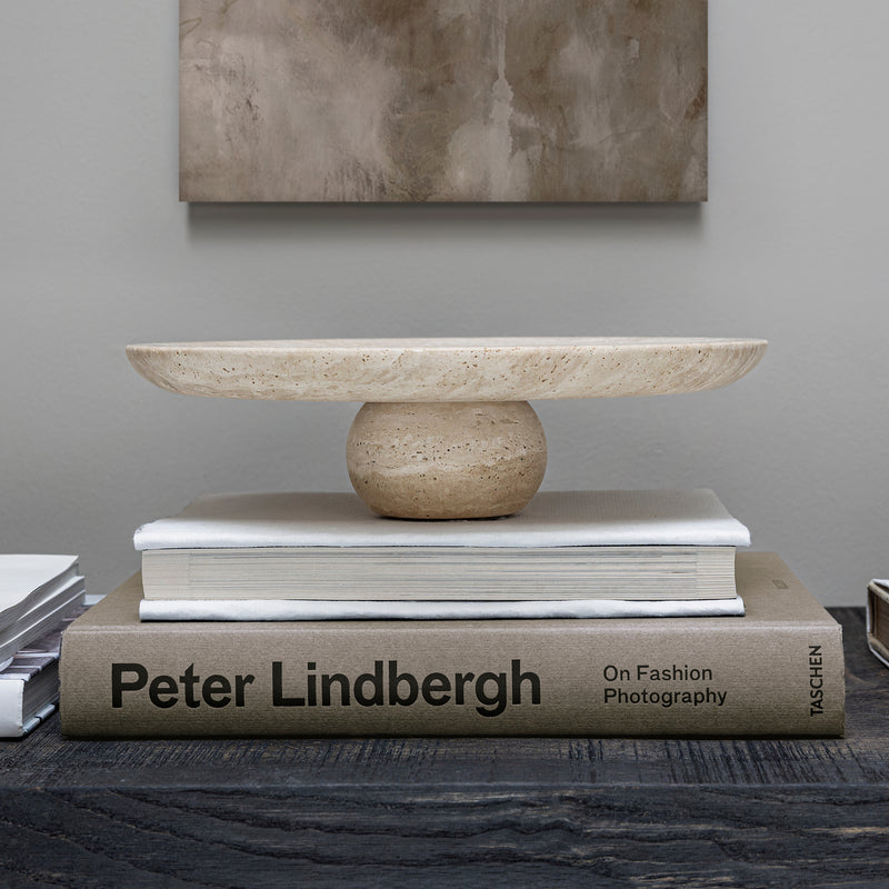 Mette Ditmer - Travertine Pedestal Tablett