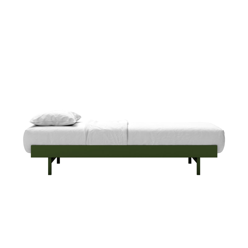 Moebe - Bett
