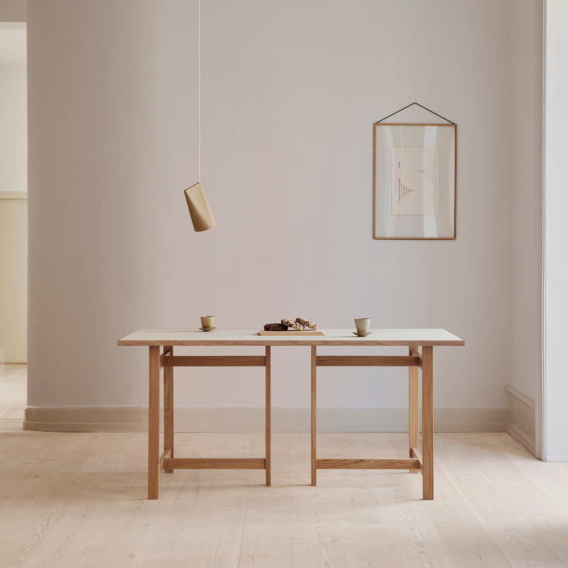 Moebe - Esstisch | 160 cm / Light Grey