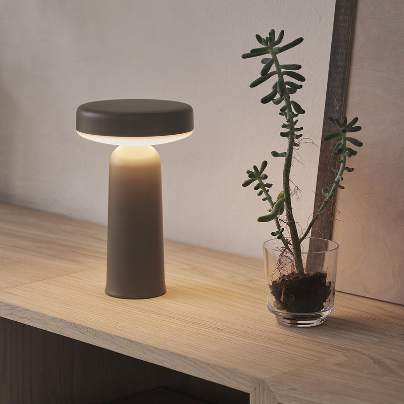 Muuto - Ease Portable LED Outdoor Akkuleuchte