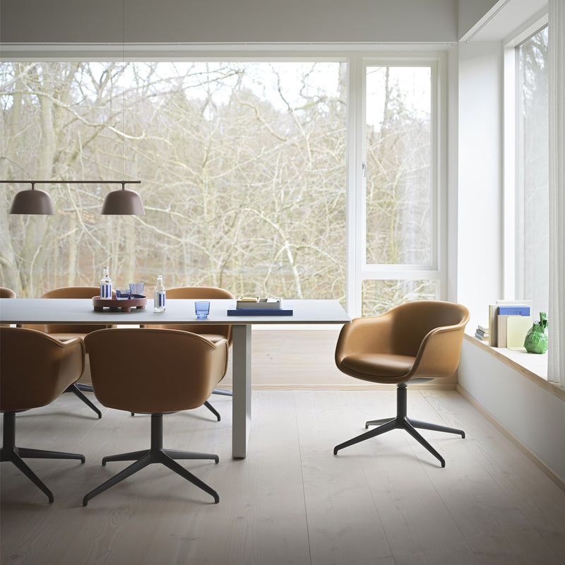 Muuto - Fiber Conference Armlehnstuhl