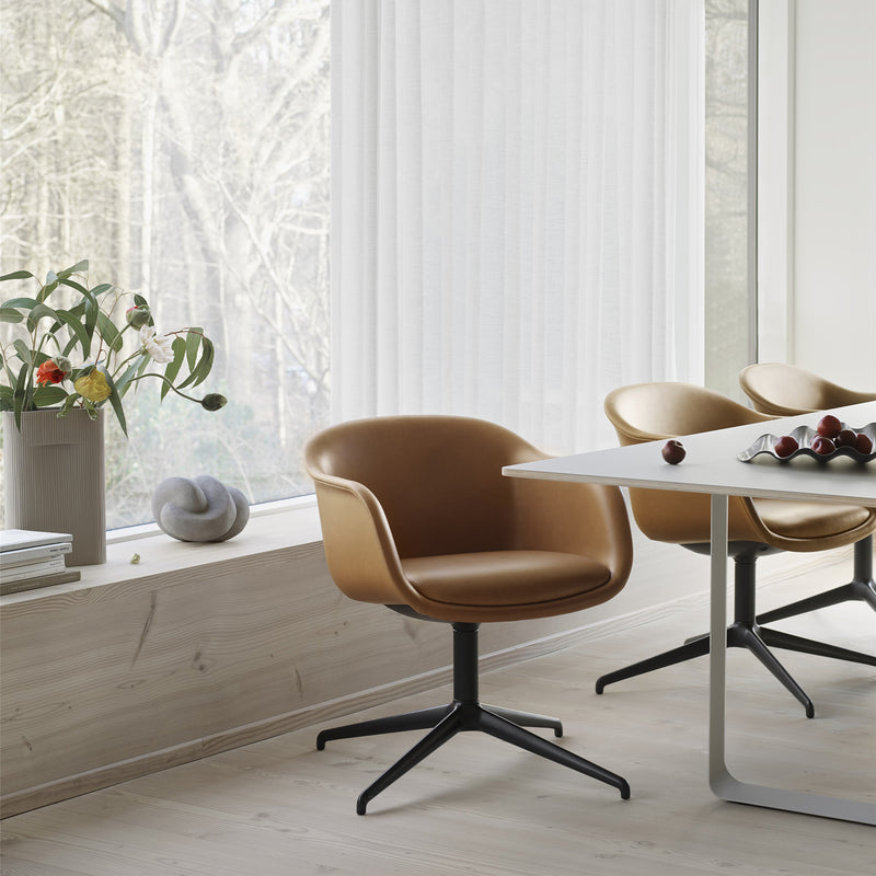 Muuto - Fiber Conference Armlehnstuhl