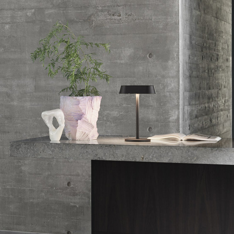 Muuto - Linear Tischleuchte