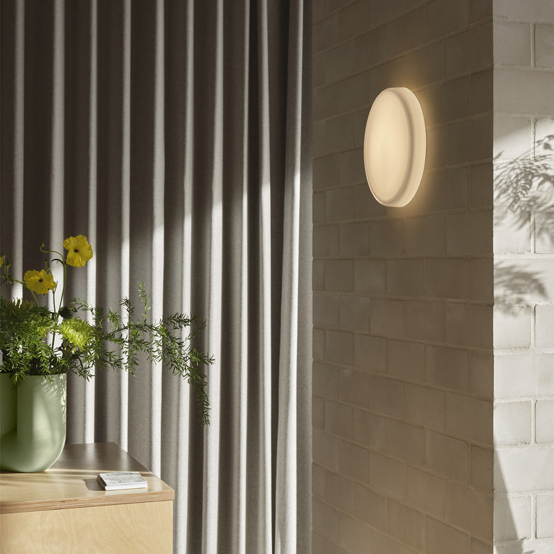 Muuto - Loop LED Wand- und Deckenleuchte | ohne Kabel