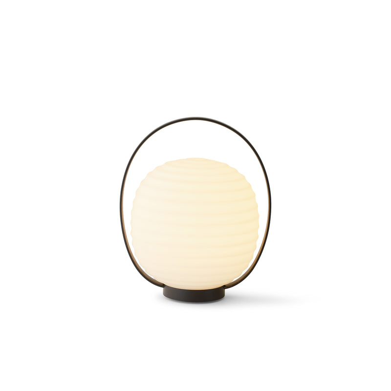 New Works - Lantern Portable Tischleuchte mit Akku