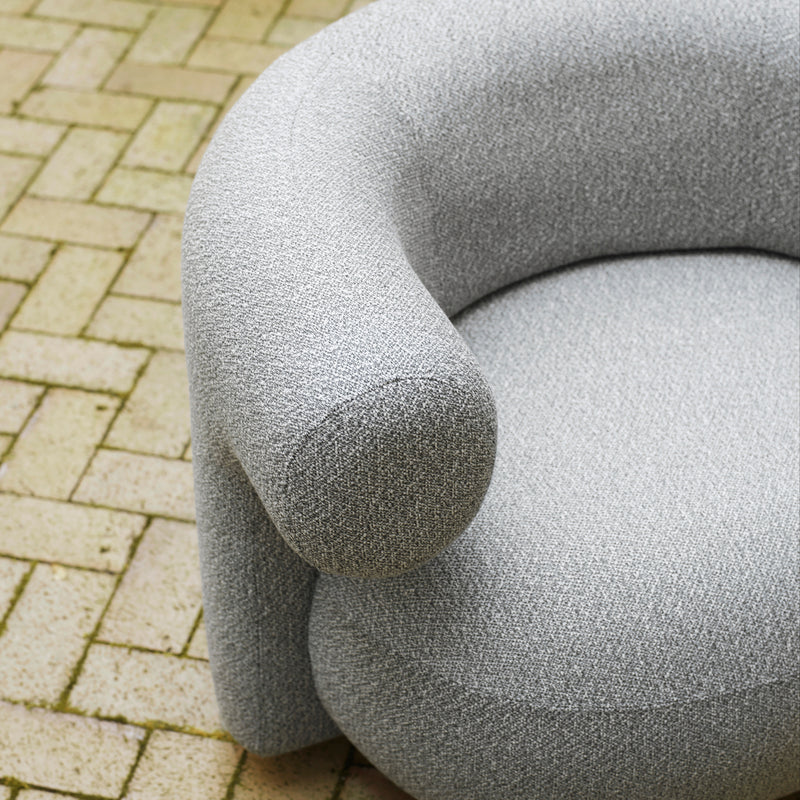 Normann Copenhagen - Burra Outdoor Lounge Chair | Sunbrella Savane whisper (J349)