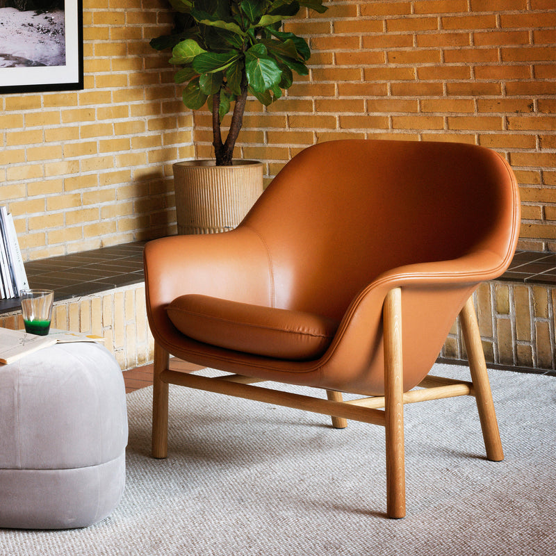 Normann Copenhagen - Drape Lounge Chair | Ultra-Leder 41574 / Eiche