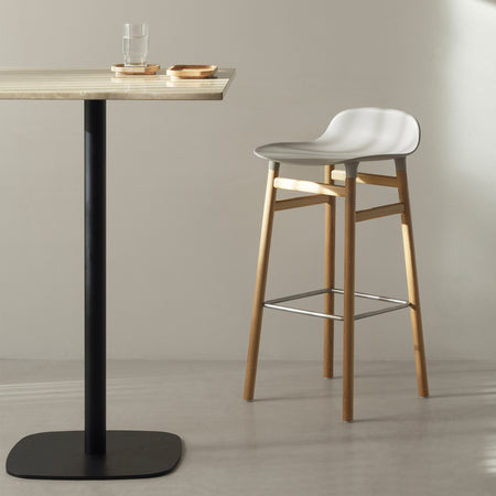 Normann Copenhagen - Form Barhocker 65 (Holz) | 65 cm / grau / EIche