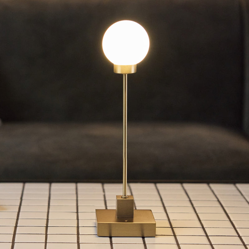 Northern - Snowball LED Tischleuchte mit Akku