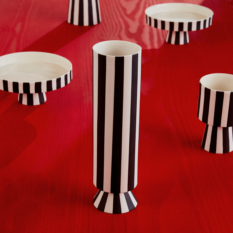 OYOY - Toppu Tablett | Ø 20 x H 9 cm / schwarz/weiß