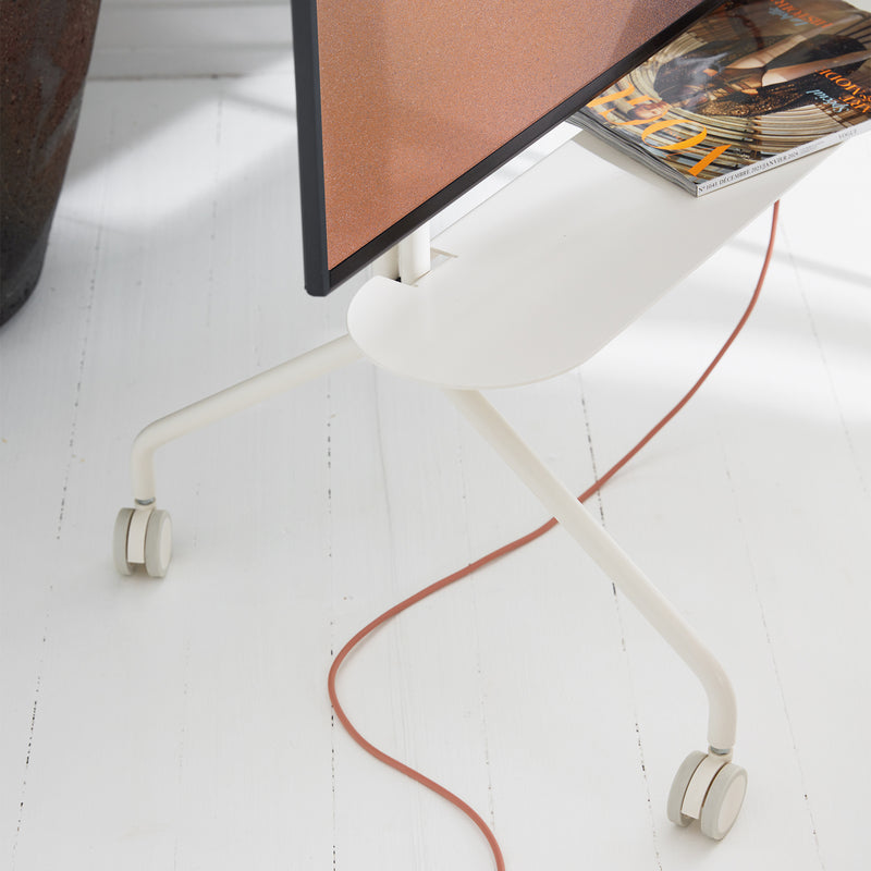 Pedestal - Pipe Shelf