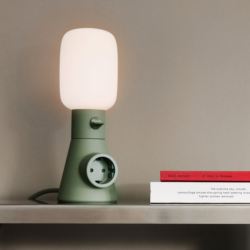 Pedestal - Plug-in Lamp