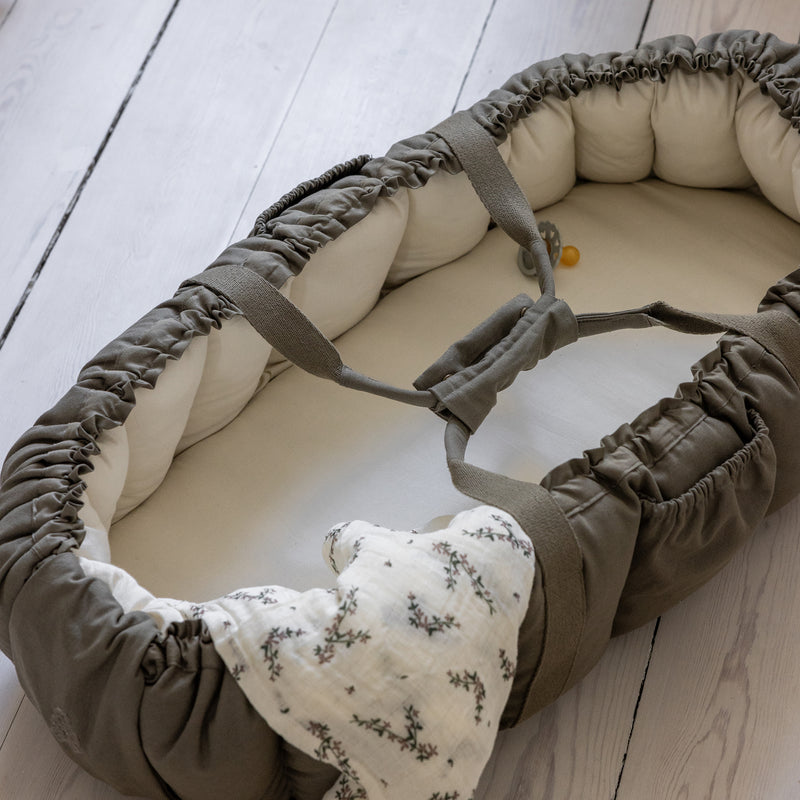 Sebra - 3-in-1 Baby Nestchen | dark olive