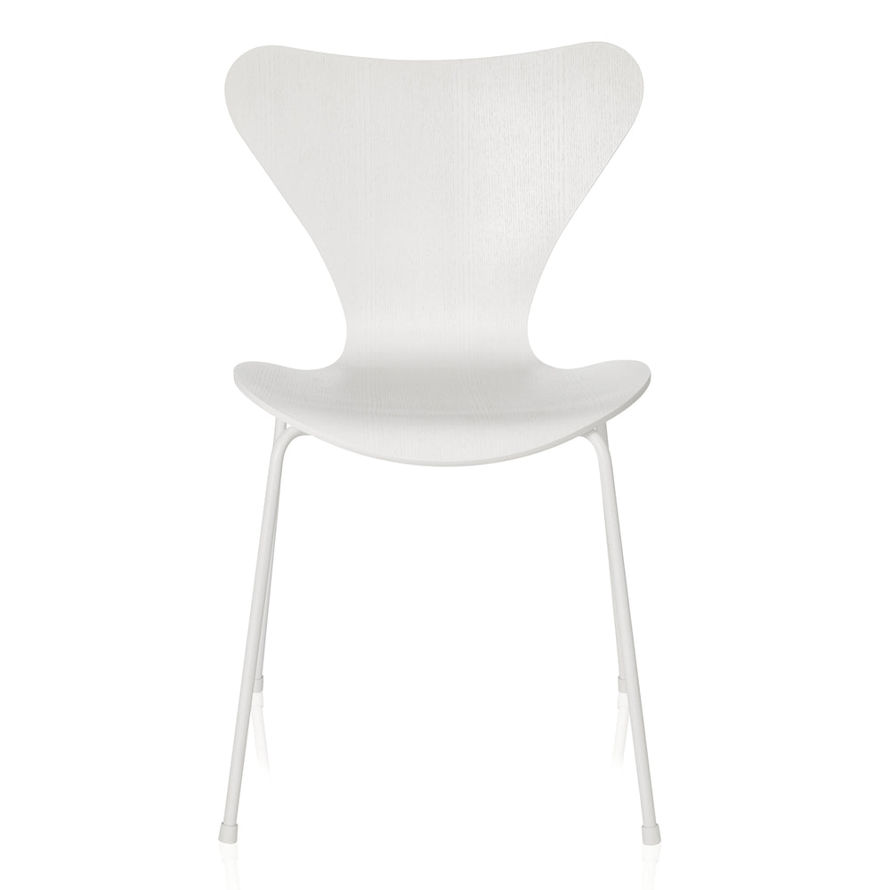 Fritz Hansen - Serie 7 Stuhl Monochrom | Esche weiß gefärbt / weiß